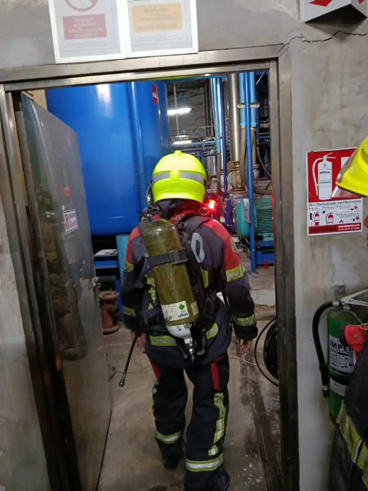 คืบหน้า เหตุระทึกกลางกรุง สารเคมีรั่ว โรงน้ำแข็งใหญ่ รามอินทรา