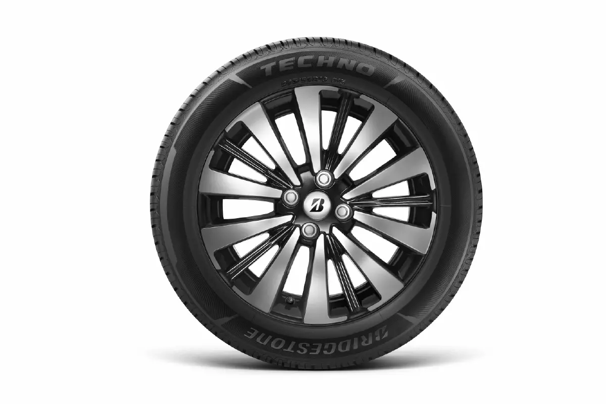 บริดจสโตน เสริมตลาดยางเก๋ง ราคาเข้าถึงง่าย เริ่ม 2,290 บาท