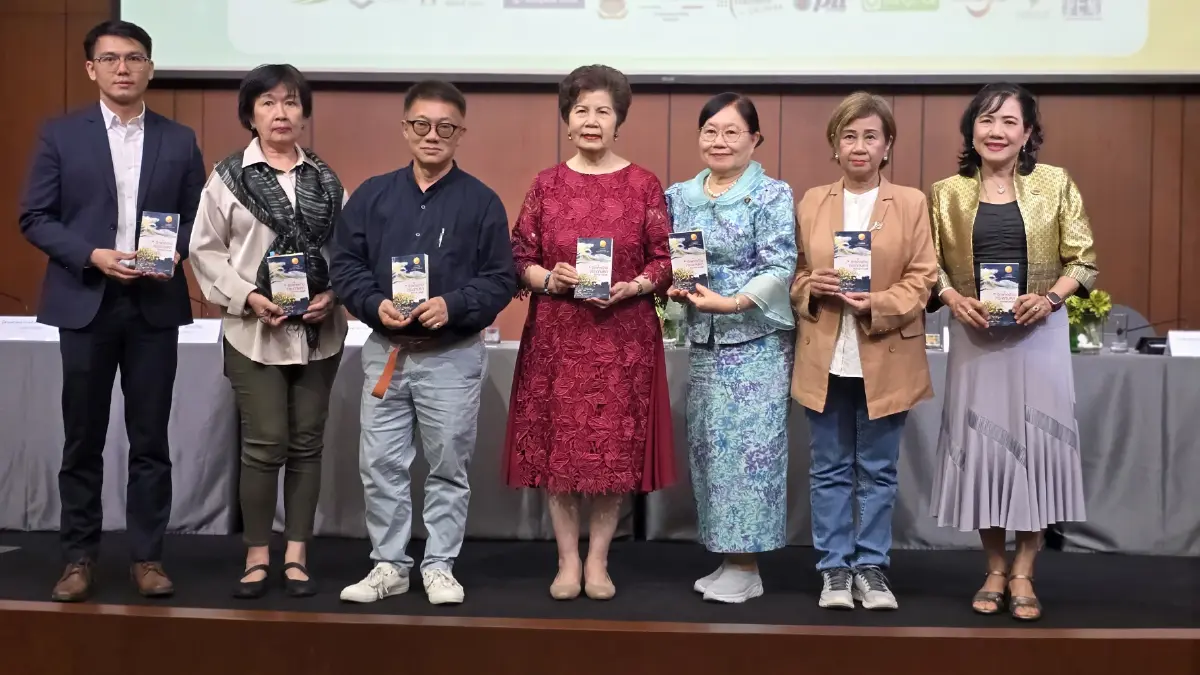 'ศิวกานท์ ปทุมสูติ' คว้าซีไรต์ปี 68 จากบทกวี 'อีกฟากด้านกระดานหก'