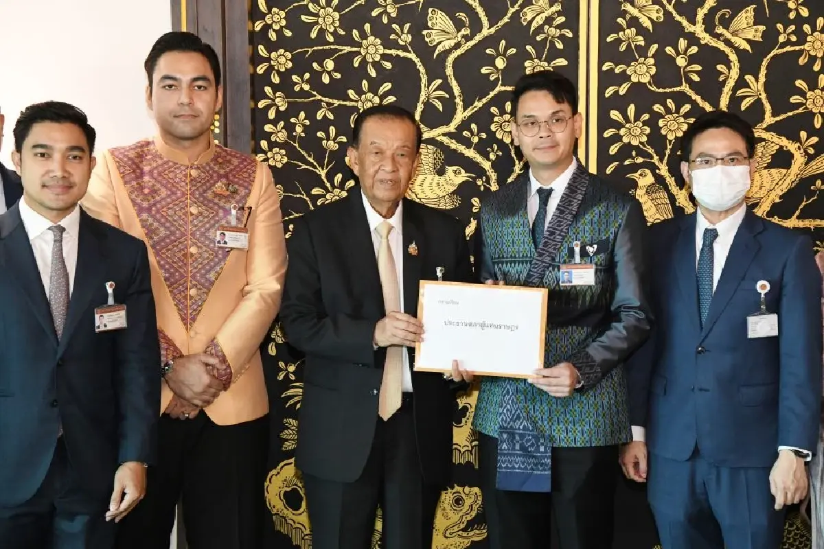 'เพื่อไทย' ยืมมือ ‘ศาลรัฐธรรมนูญ’ ยื้อสภาฯโหวต ‘นายกฯ หนู’