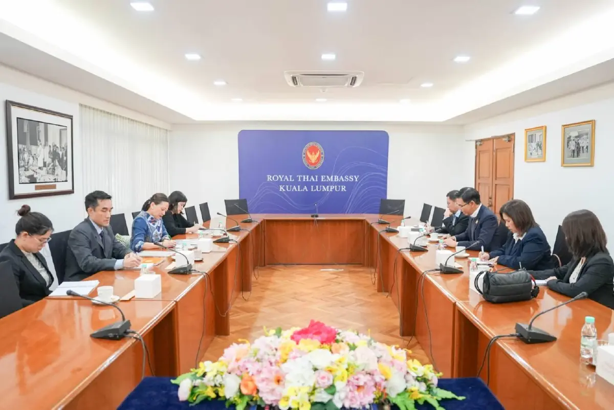 รฟท. ถกร่วมเอกอัครราชทูต ดันความร่วมมือรถไฟไทย - มาเลเซีย