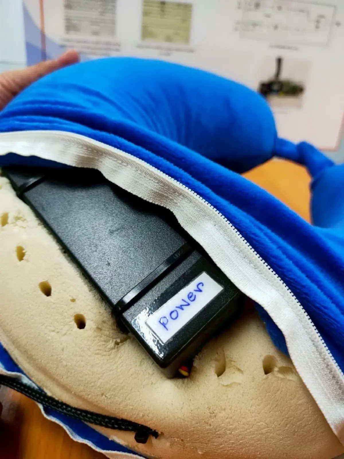 ใครกรนต้องรู้! มจธ. พัฒนา ‘หมอนรองคออัจฉริยะ’ สั่นเตือนก่อนคุณหยุดหายใจ