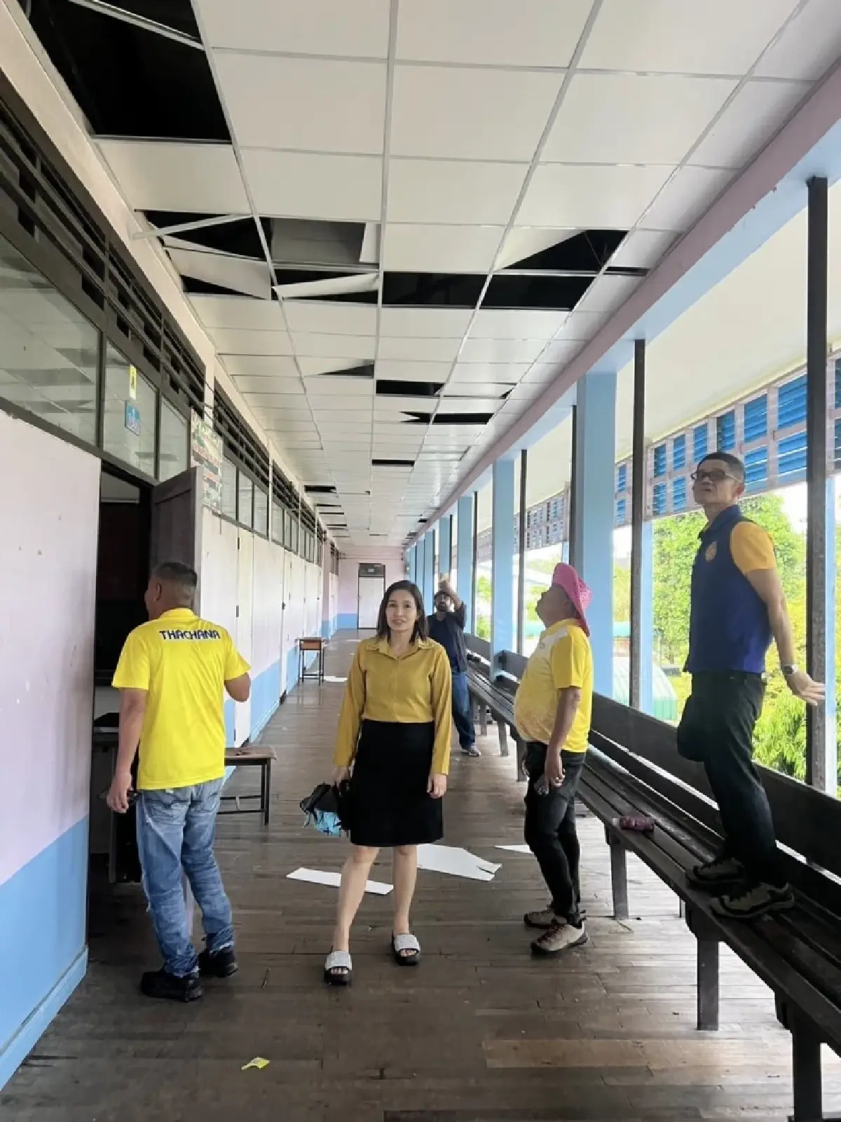 พายุถล่มท่าชนะ กระเบื้องปลิว บ้านพัง โรงเรียนเสียหาย เร่งช่วย