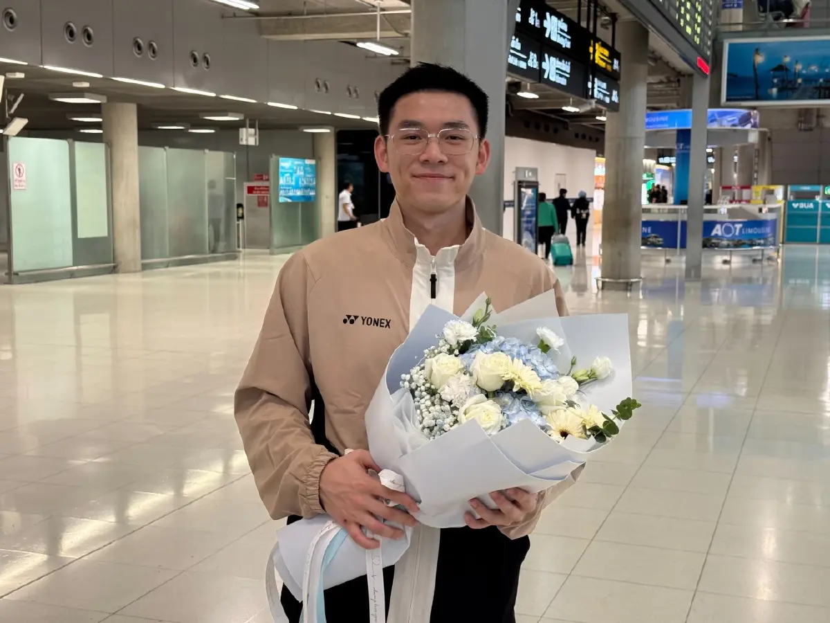 วิว กุลวุฒิ ถึงไทย คว้าเหรียญเงินชิงแชมป์โลก พร้อมลุยซีเกมส์ 2025