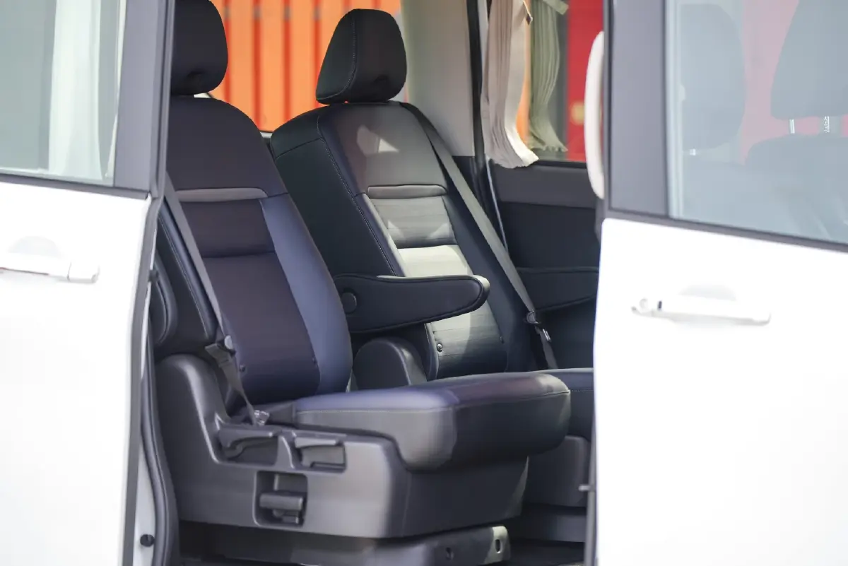 นิสสัน Serena e-Power ประหยัด ขับง่าย เร่งรีบได้ ใช้งานคล่องตัว 