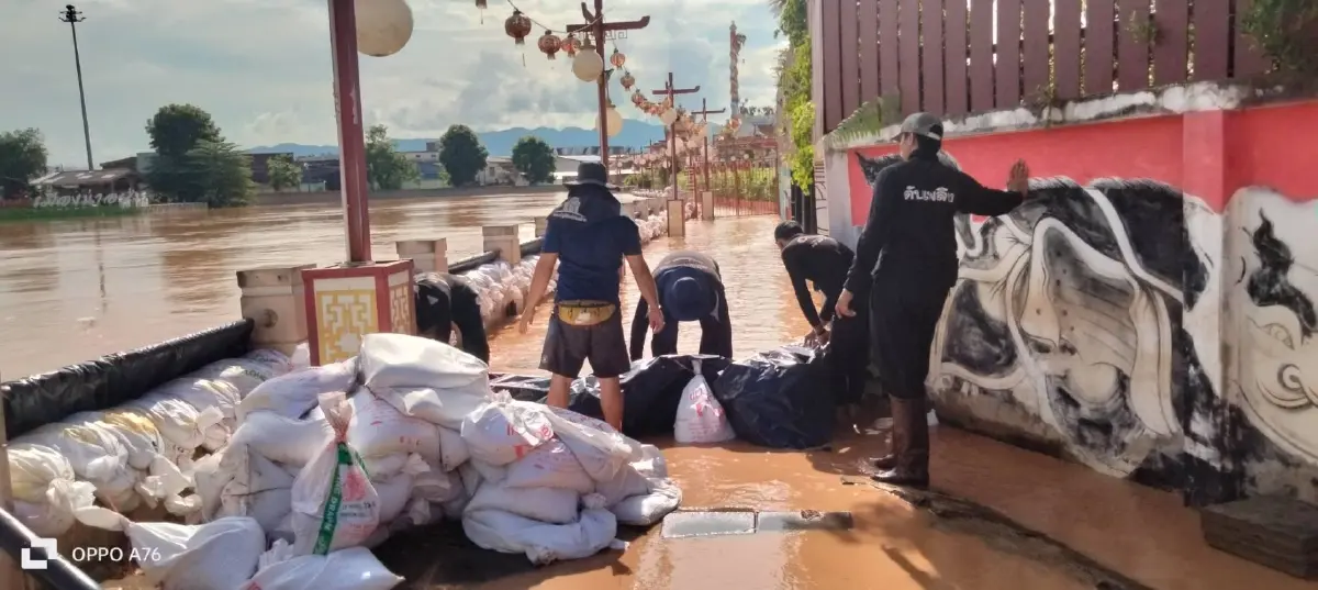 น้ำท่วมหล่มสักวิกฤต แม่น้ำป่าสักล้นตลิ่งแล้ว ยกของหนีน้ำด่วน