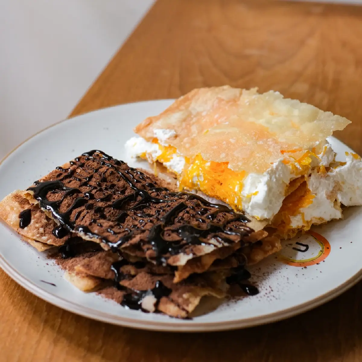 ‘กูโรตีเชียงใหม่’ ผู้คิดค้น ‘ทิชชู่วิปฝอยทอง’ โกยยอดขายเดือนละ 2 ล้าน ย้ำไม่เคยมีสาขาในกรุงเทพ