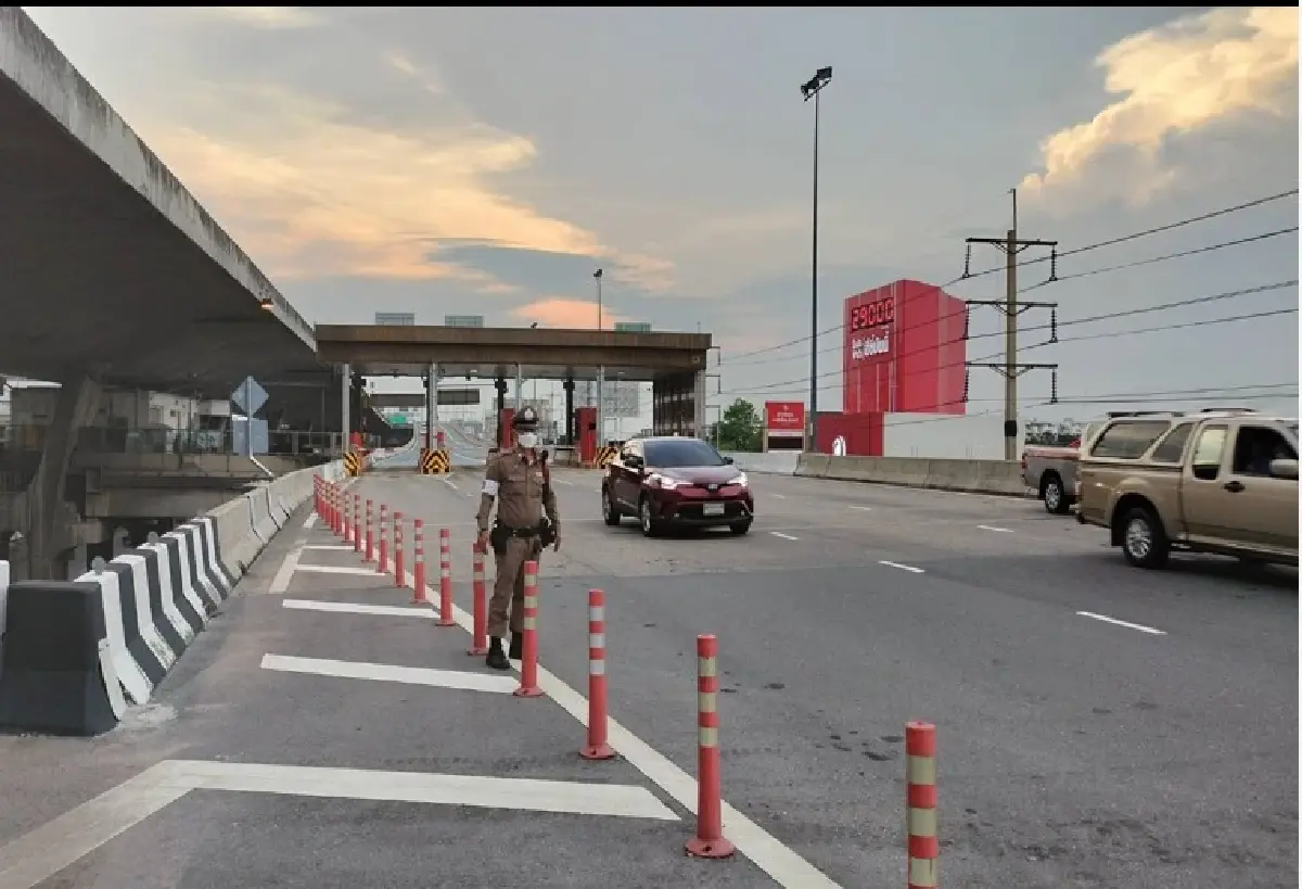 เช็กเส้นทาง เพิ่มช่องจราจร สะพานกลับรถ ถนนเทพรัตน 'บางนา กม.7'