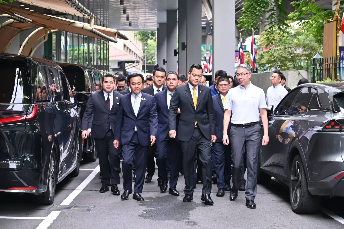 "ธนกร" สานต่อ 'เอกนัฏ' ลุย 120 วัน งานด่วน! ปลุก SME - คุมโรงงานเถื่อน