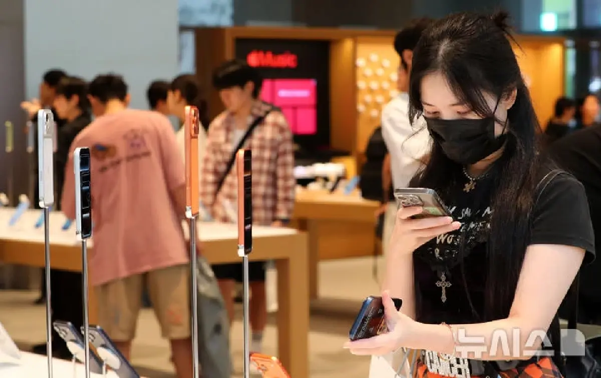 ส่องบรรยากาศขาย ‘iPhone 17’ วันแรก จากทั่วทุกมุมโลก