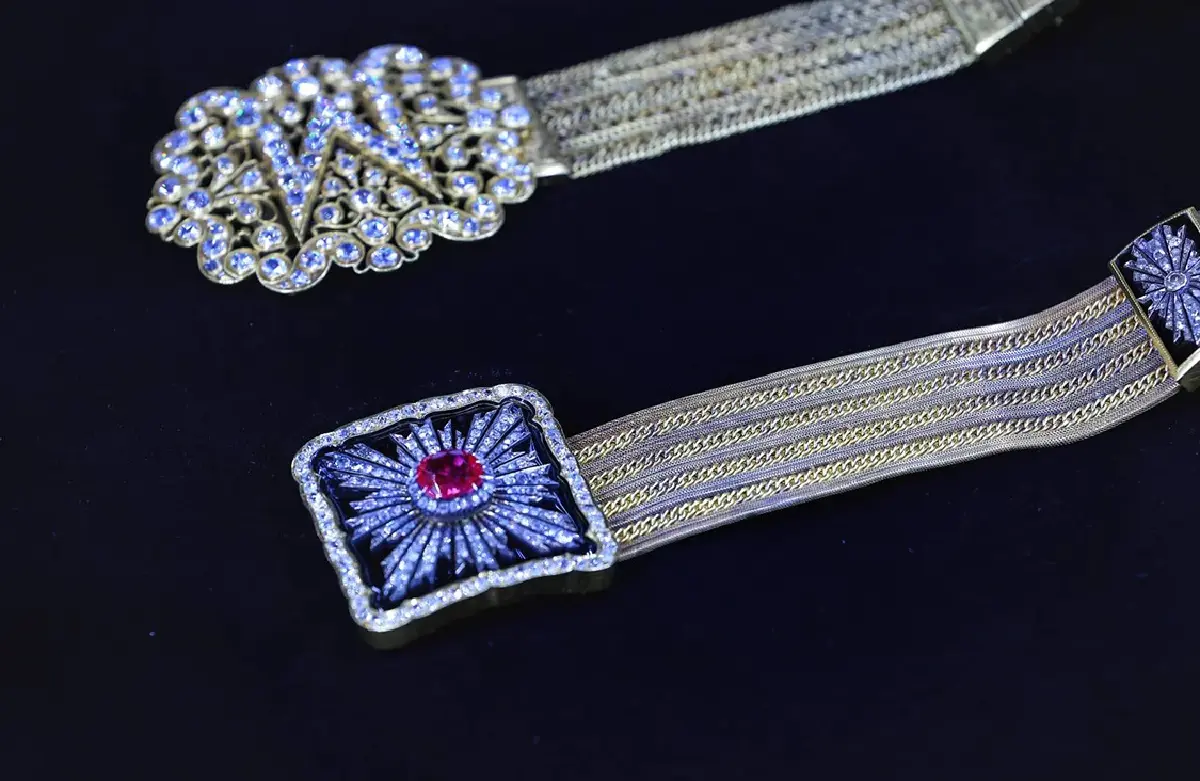 เปิดหนังสือ 'ราชินิกุลบุนนาค' รวมภาพถ่ายและศิลปวัตถุหาชมยาก