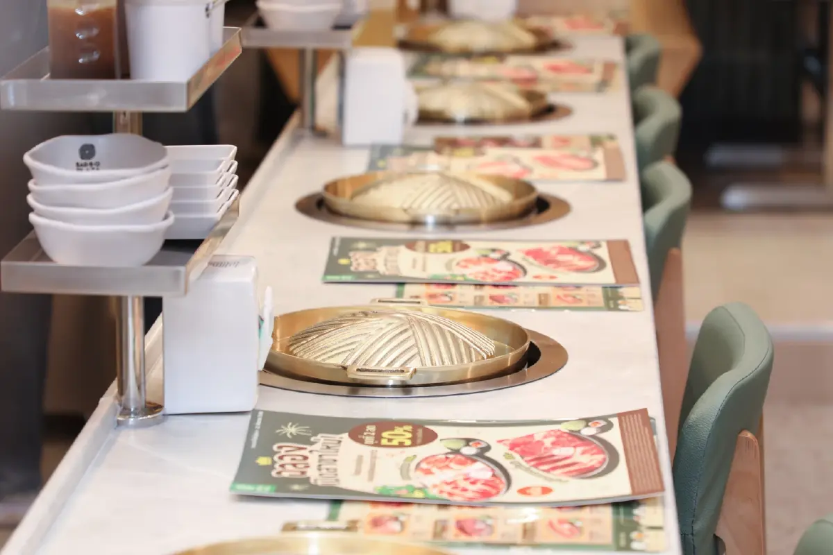 อยู่มา 38 ปี ทำแบบเดิมไม่ได้แล้ว! ‘บาบีก้อน’ ผุดร้าน ‘กินคนเดียว’ ดึงคนทำงานกินมื้อเช้า-เที่ยง