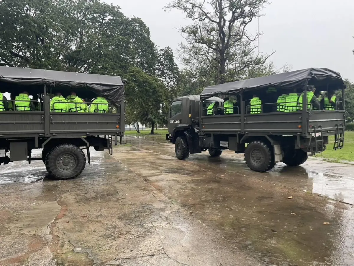 ฝนตกหนัก น้ำท่วมขอนแก่น ศบภ.มทบ.23 จัดกำลังพล พัน.มทบ.23 ช่วยปชช.