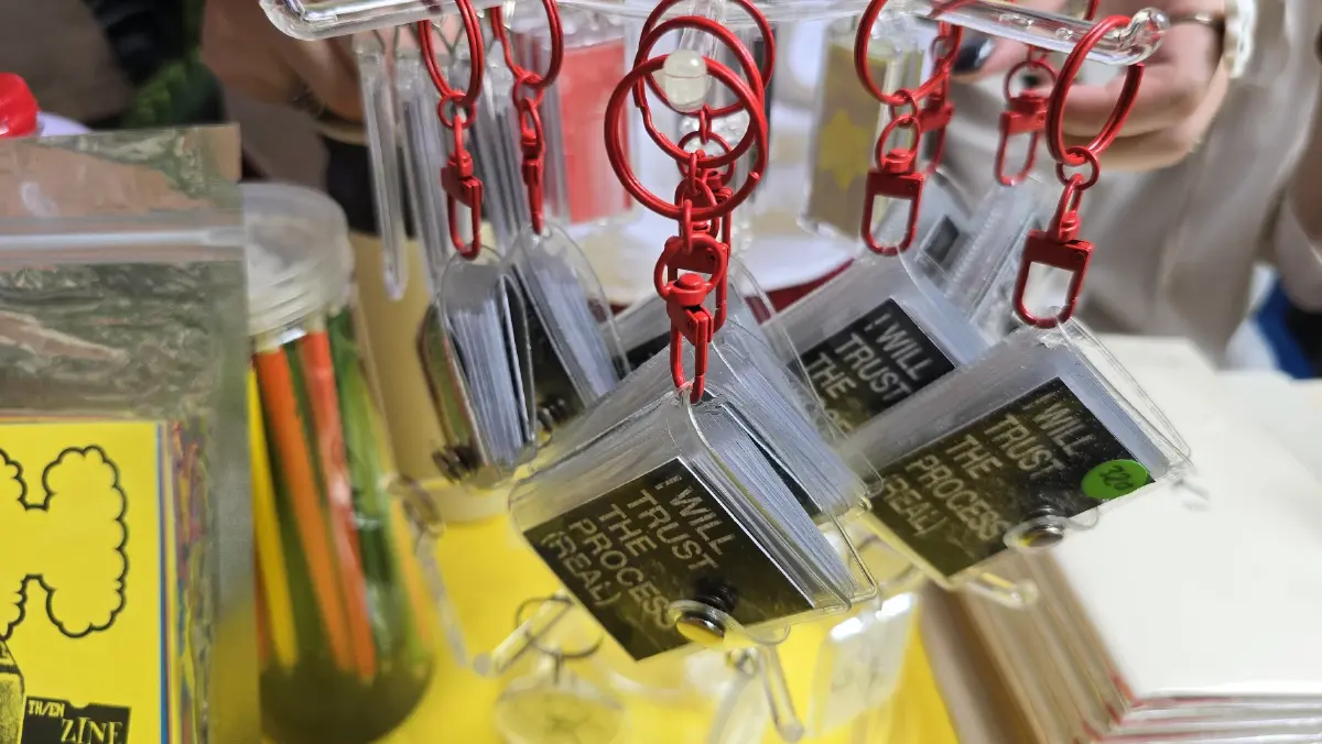 ‘หนังสือทำมือ’ Zine และการออกร้าน Zine Fair ของคน Gen Z Gen Y
