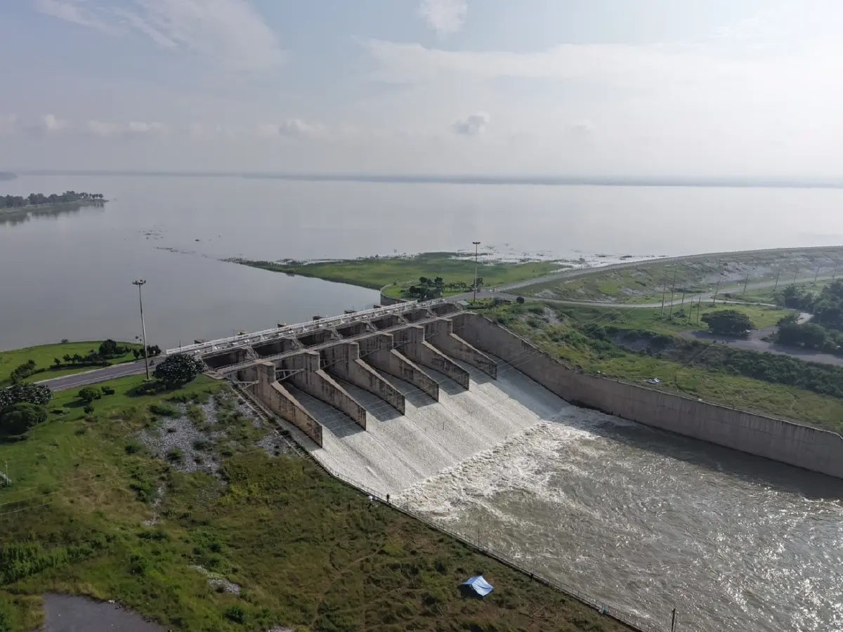 แจ้งเตือนสถานการณ์น้ำเขื่อนป่าสักชลสิทธิ์ จังหวัดลพบุรี