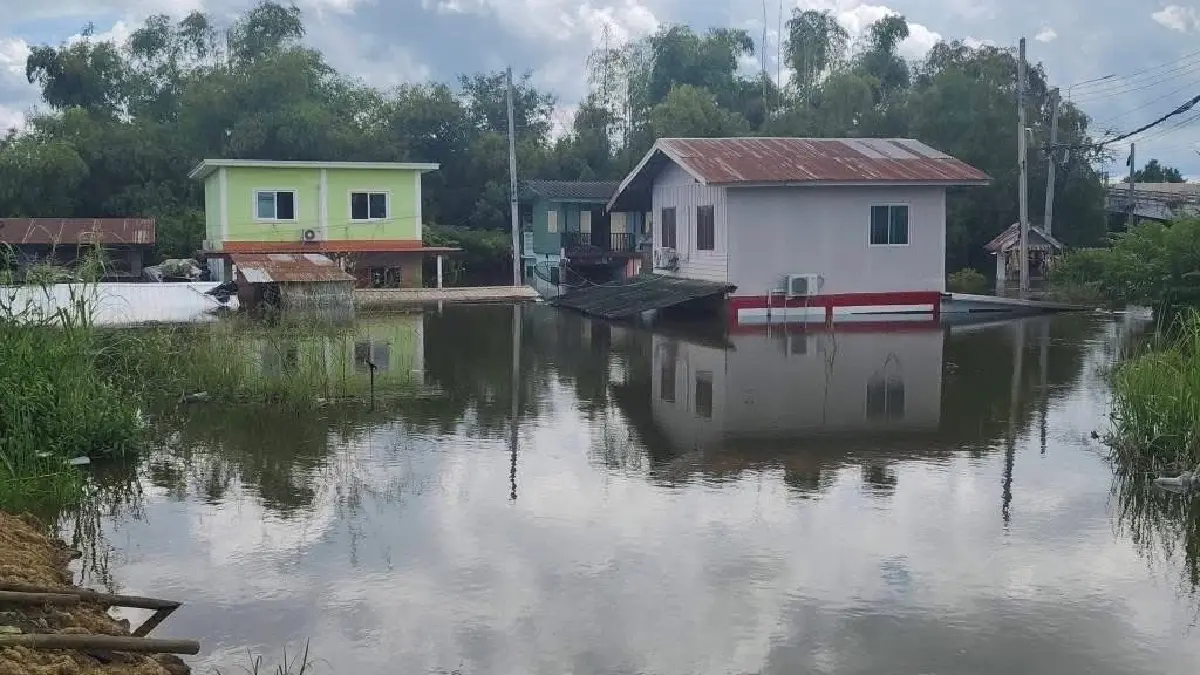 14 จังหวัดน้ำท่วมแล้ว ปภ. ส่งเตือนภัย 7 ครั้ง น้ำล้นตลิ่ง - ดินถล่ม