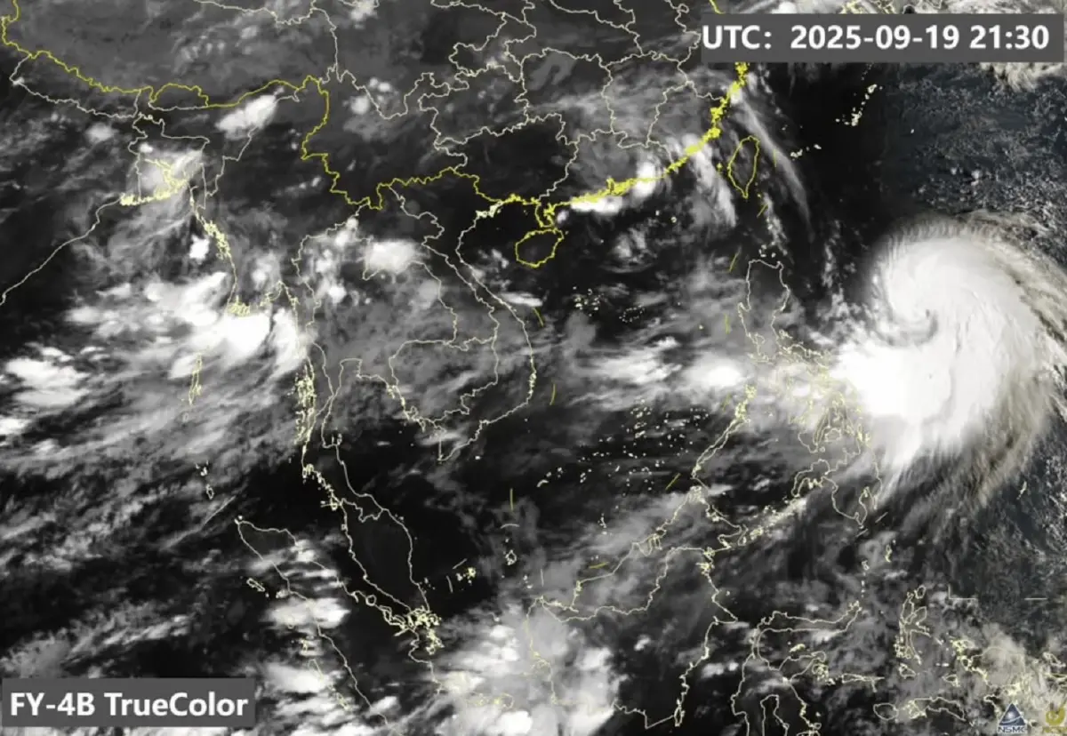 พายุมิแทก อ่อนกำลังลง แต่ยังกระทบไทย ฝนตกหนัก 'เหนือ-อีสาน-กลาง'