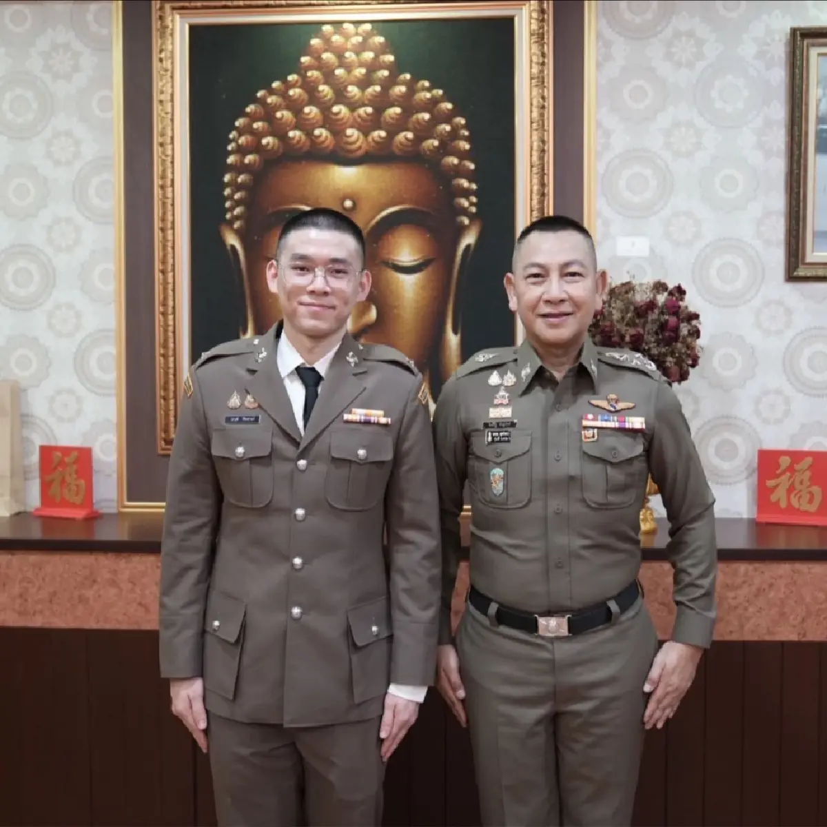 แห่ยินดี "วิว กุลวุฒิ" ประกาศข่าวดี ติดยศ "ร.ต.ต." อย่างเป็นทางการ