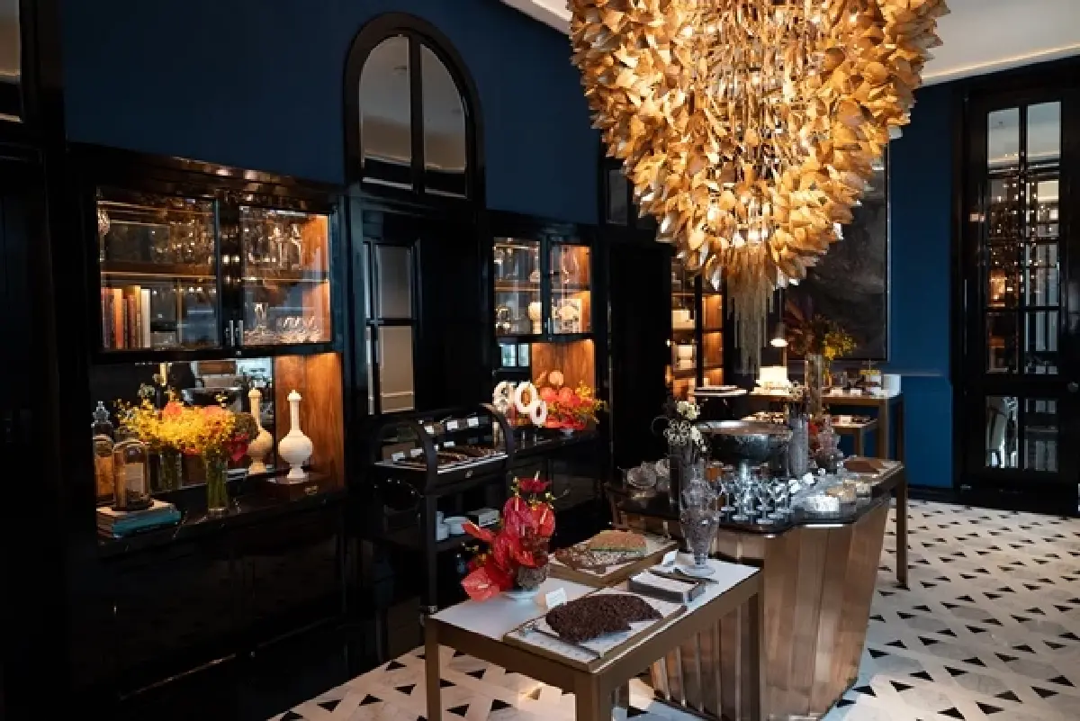 ‘ชิมช็อกโกแลต’ Afternoon Tea ใน Luxury Dining Series 2025