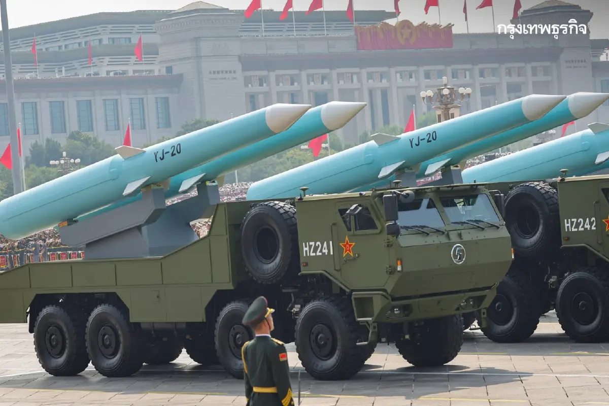 ประมวลภาพ 'พิธีสวนสนามจีน' โชว์แสนยานุภาพครั้งใหญ่สุดในรอบ 10 ปี