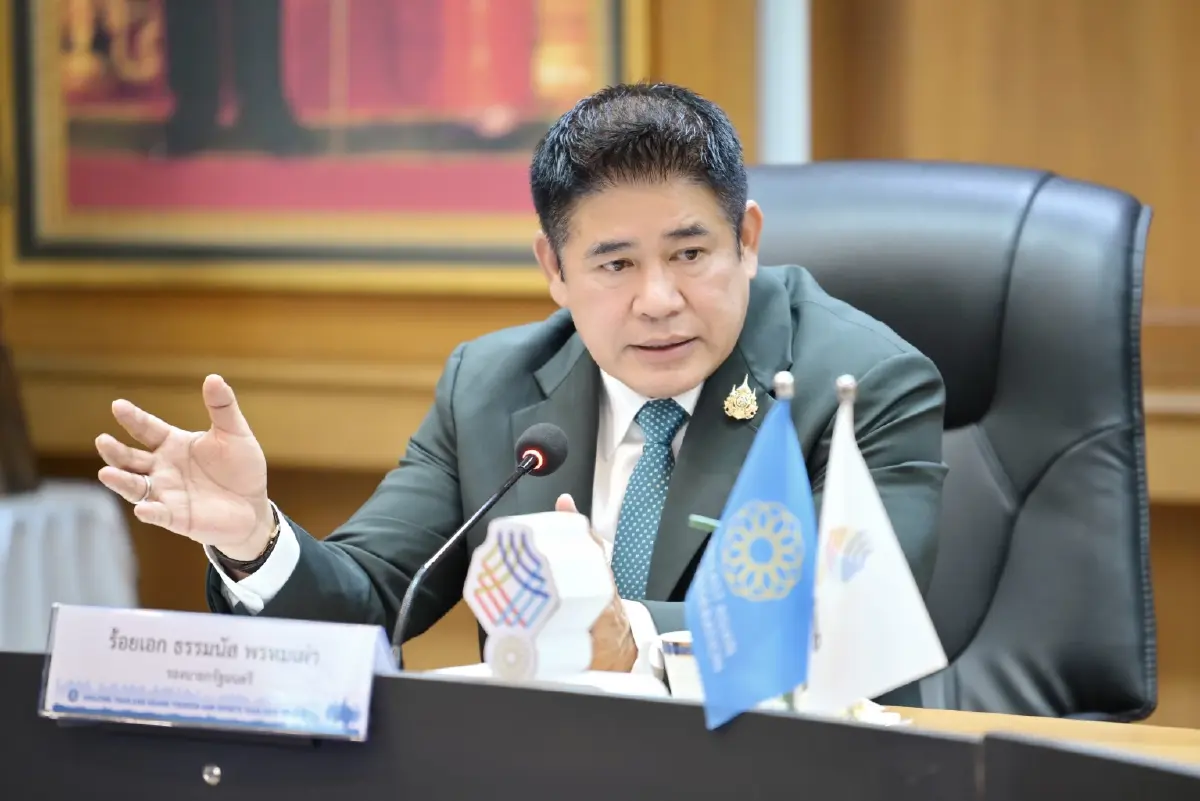 ‘อรรถกร’ ลุยปัดฝุ่นโมเดล ‘คนละครึ่ง-เราเที่ยวด้วยกัน’ กระตุ้นท่องเที่ยว