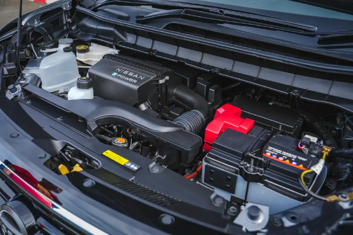 นิสสัน Serena e-Power ประหยัด ขับง่าย เร่งรีบได้ ใช้งานคล่องตัว 