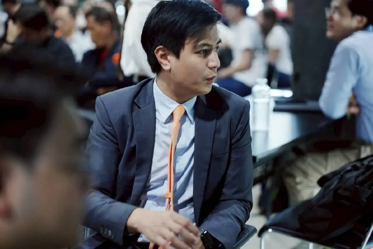 ส่องบรรยากาศถกเครียด สส.ปชน.ผ่าทางตัน โหวตนายกฯ คนใหม่