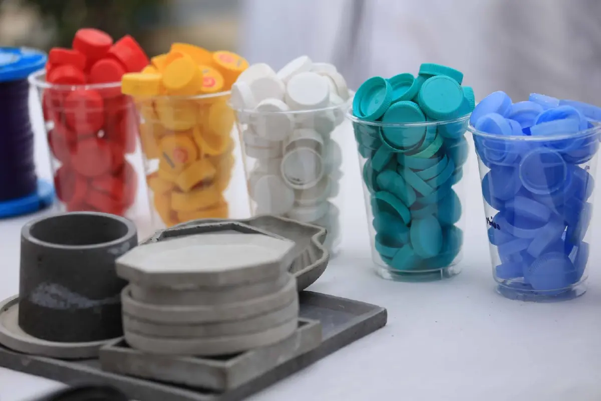 คนตัวเล็กรวมพลังพลิกวิกฤติขยะ สร้าง 'ธุรกิจชุมชน' ศูนย์ MRF บ้านฉาง