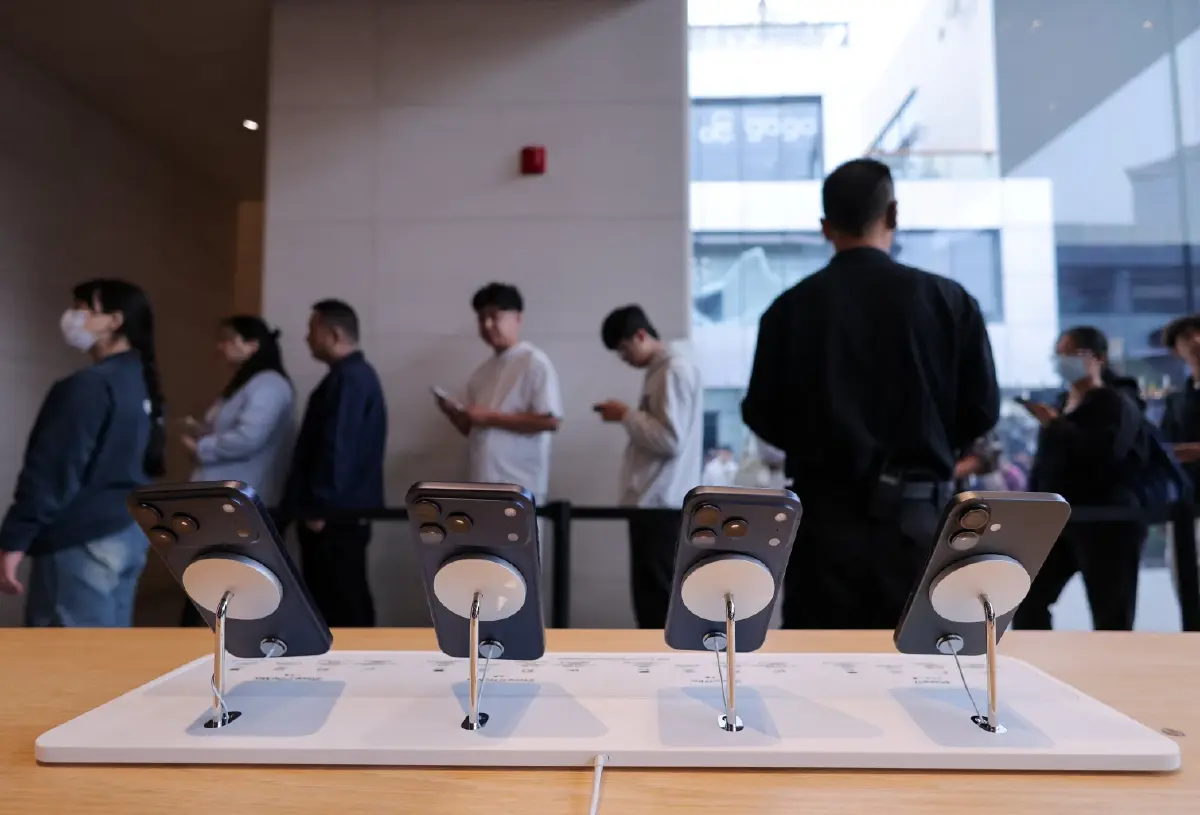 ส่องบรรยากาศขาย ‘iPhone 17’ วันแรก จากทั่วทุกมุมโลก