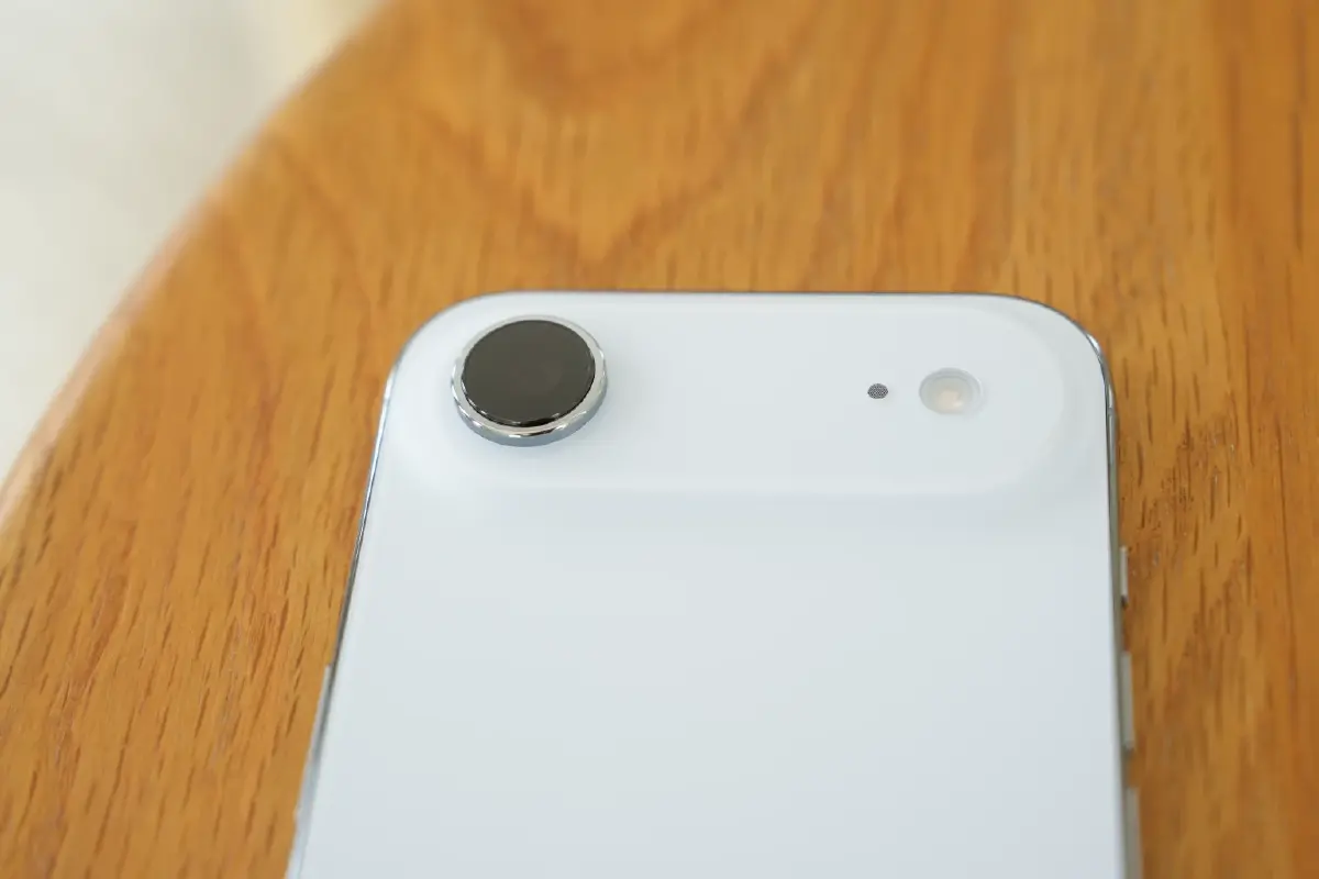 บางกรอบ ชอบไหม? รีวิว 'iPhone Air' สเปกทรงพลังในความบางเบา