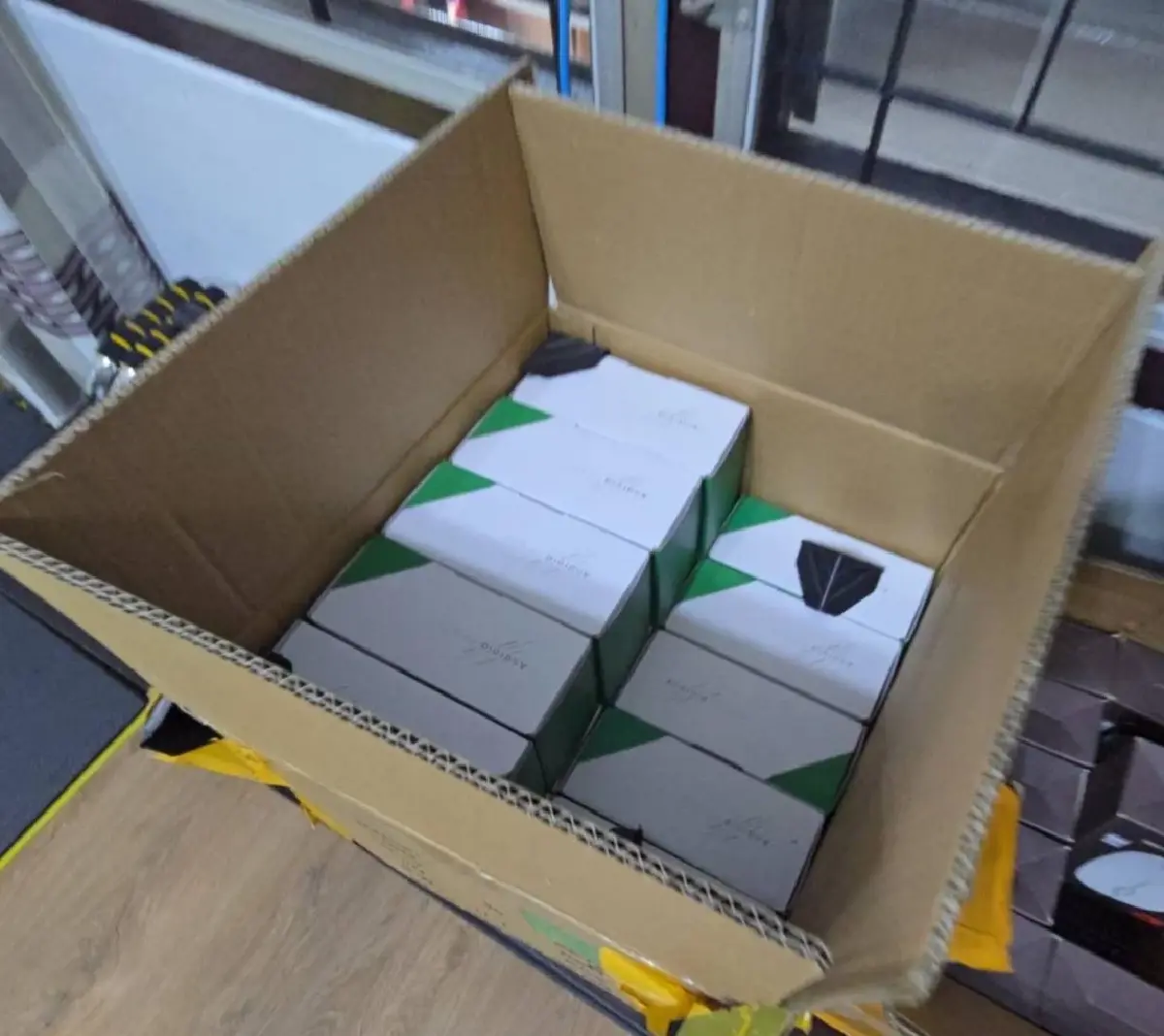 บุกจับ Android Box ละเมิดลิขสิทธิ์ ดูหนัง-บอลสด ยึดของกลางเพียบ