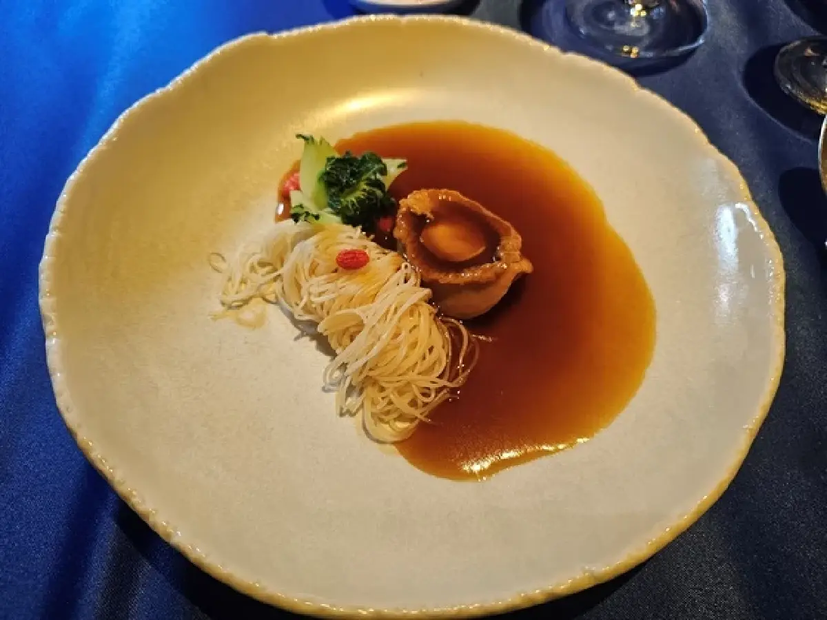 '8 คอร์สพิเศษ' อาหารจีนกวางตุ้ง โดย 2 เชฟฝีมือดี ณ ห้องอาหารไบยุน