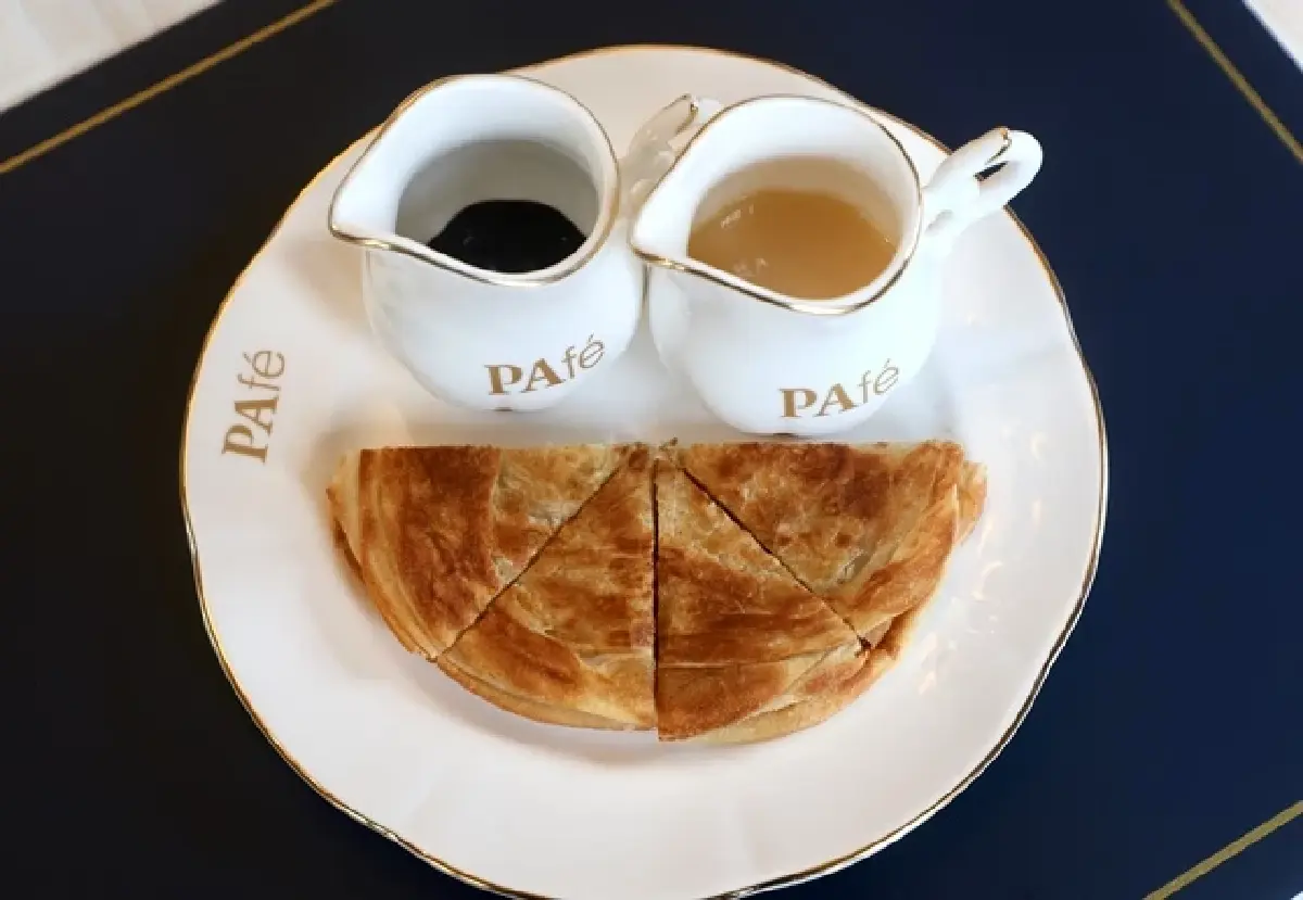 พาเฟ่ (PAFE’) จิบกาแฟ ใน คฤหาสถ์สวย ชิมอาหาร-ขนมจากในวัง แสนสุขใจ