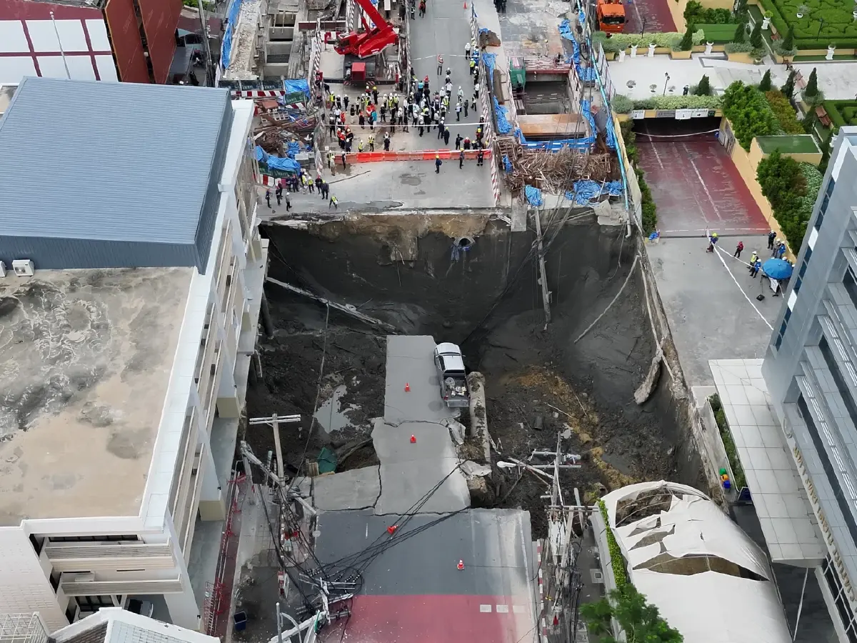 รวมทุกจุด เส้นทางเลี่ยง ถนนทรุด ขึ้นรถเมล์ เรือฟรี ใช้เส้นทางไหน?