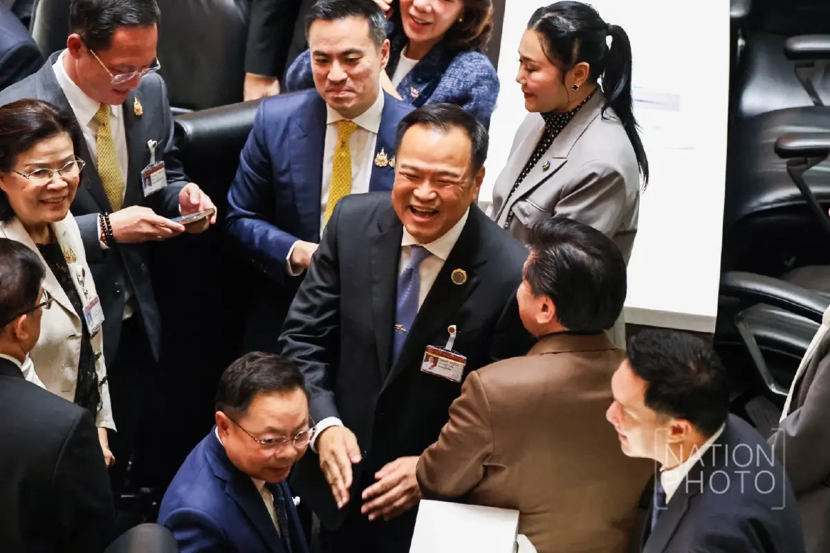 'วันนอร์' ลงนามรับรอง'อนุทิน' แล้ว จ่อทูลเกล้าฯ ชื่อนายกฯพรุ่งนี้