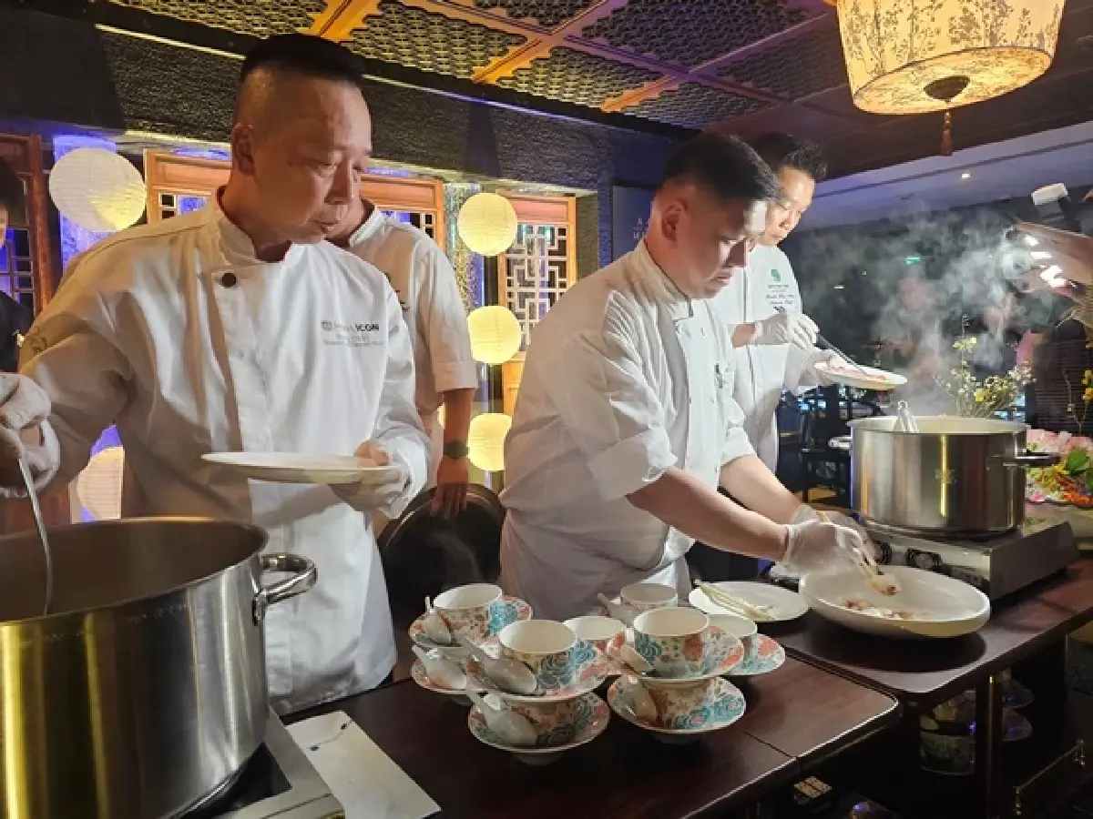 '8 คอร์สพิเศษ' อาหารจีนกวางตุ้ง โดย 2 เชฟฝีมือดี ณ ห้องอาหารไบยุน