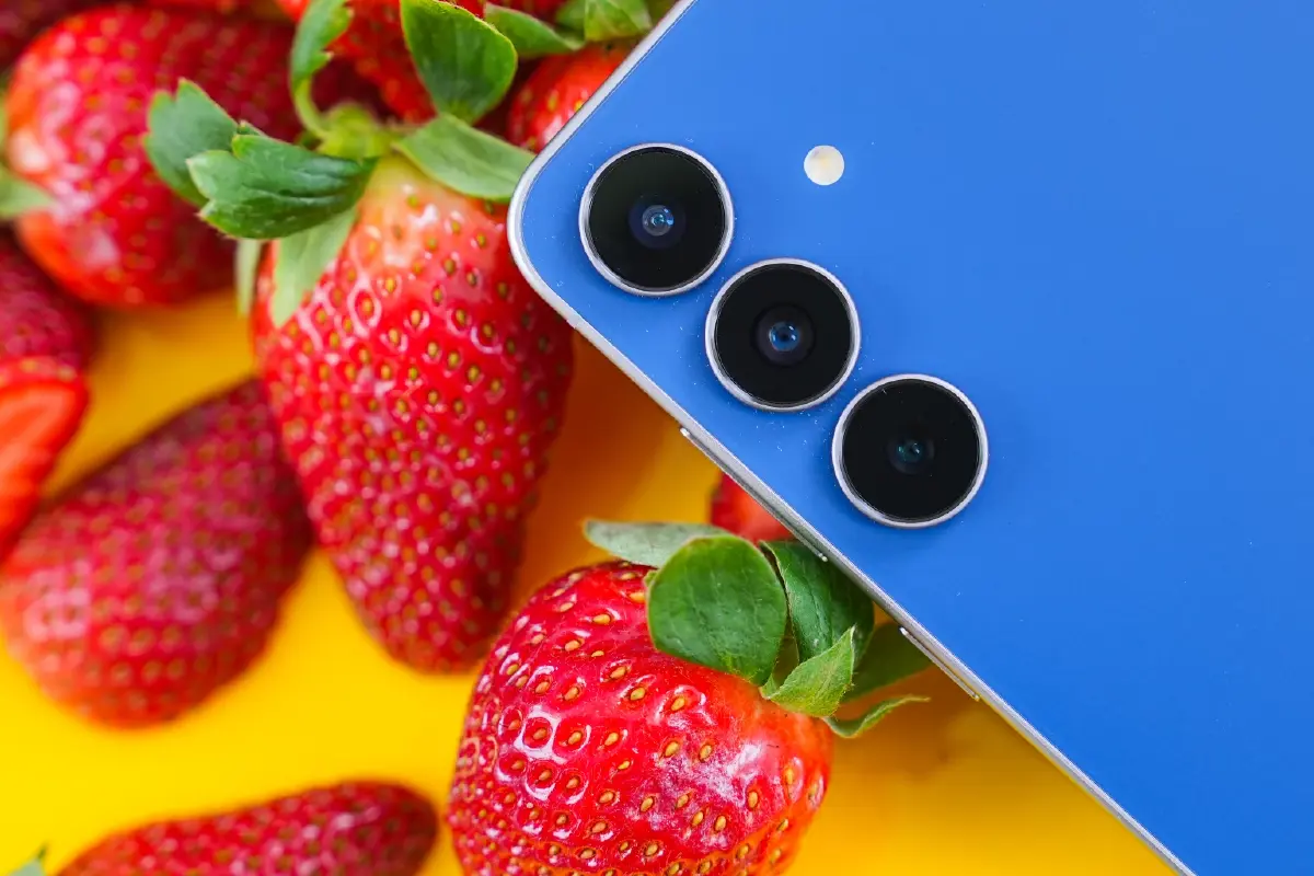 ทำไมต้อง FE? รู้จัก 'Samsung Galaxy S25 FE' ถูกกว่าแต่มาเต็ม