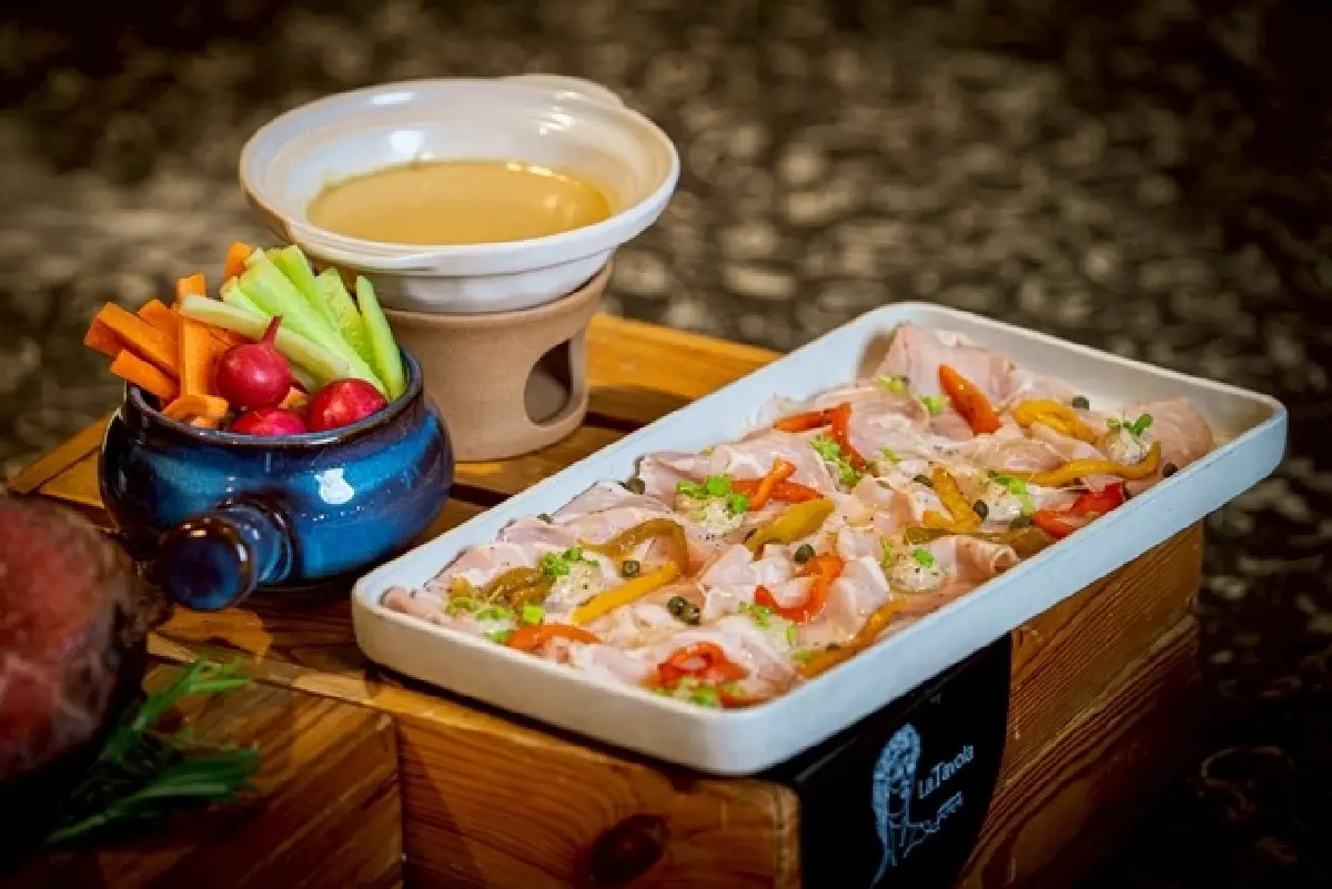 'บุฟเฟ่ต์อาหารอิตาเลียน' ที่ ห้องอาหาร ลา ทาโวลา (La Tavola)