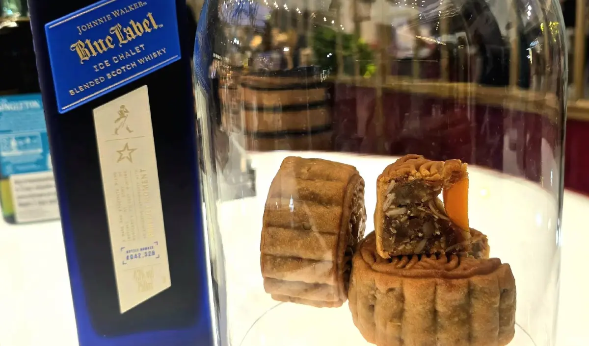 ประชันกล่องขนมไหว้พระจันทร์ และทดลองจับคู่กับวิสกี้