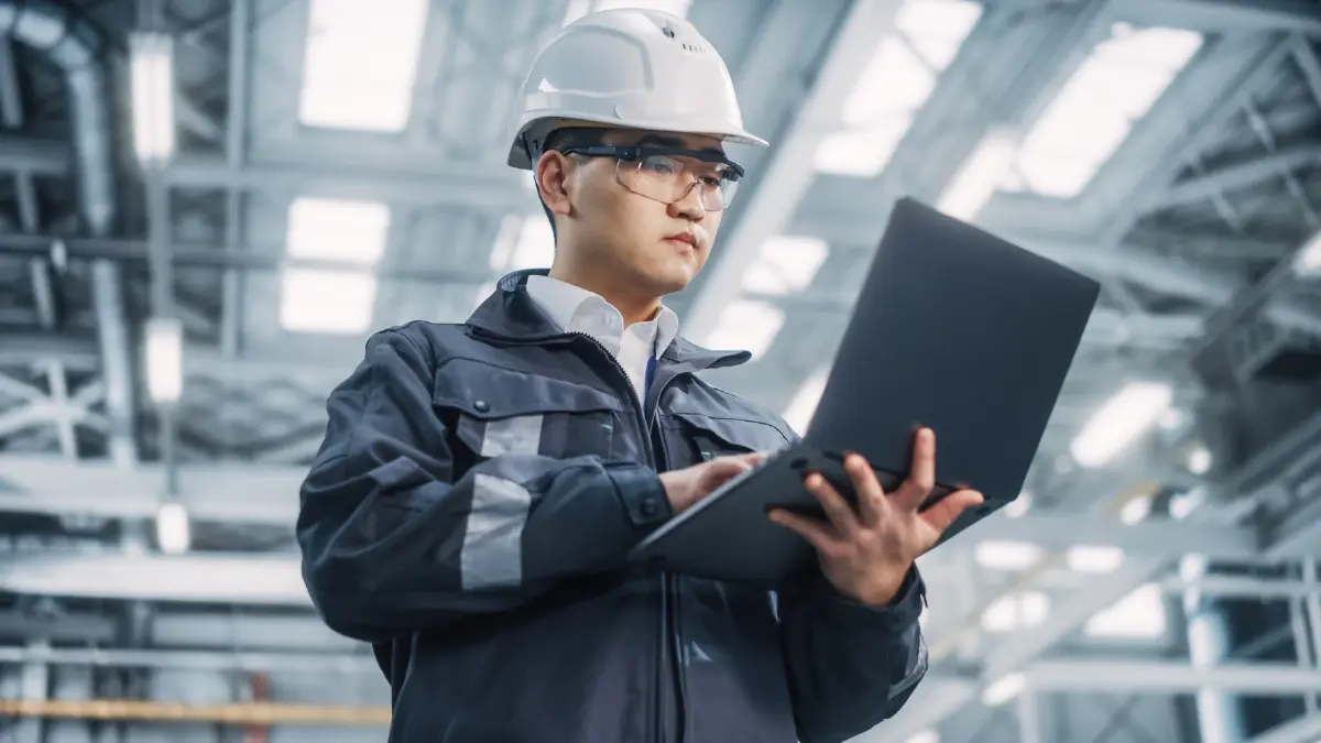 ‘บัณฑิตล้นตลาด’ แต่ขาด ‘ช่างฝีมือ’ เด็กจีนจบปริญญา หันเรียนอาชีวะต่อ