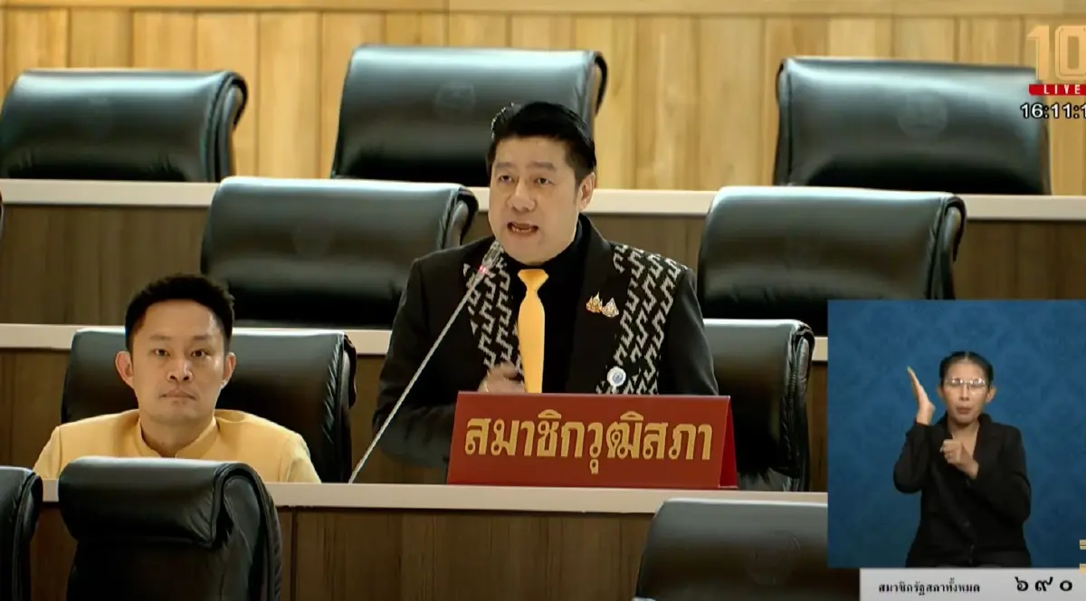 'สว.'กร้าว ท้า 'สส.' เจอนอกห้องประชุม หลังขุดปมฮั้ว สว.ไม่หยุด