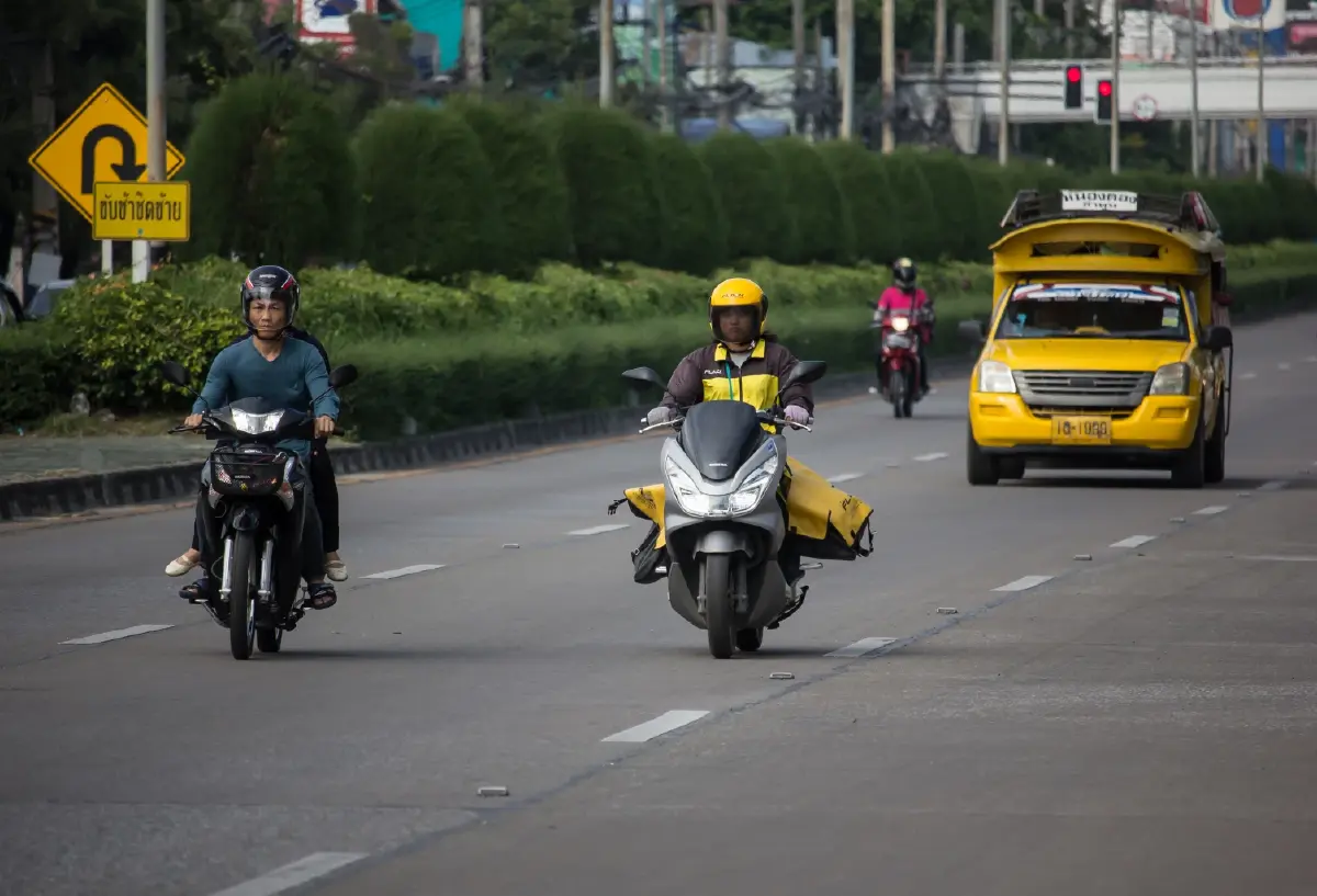 ‘คมสันต์ ลี’ เริ่มรบครั้งใหม่ ในน่านน้ำ ‘ร้านสะดวกซื้อ’ ชี้ คนไทยแพ้ไปนานแล้ว เราแค่ไม่ยอมรับ