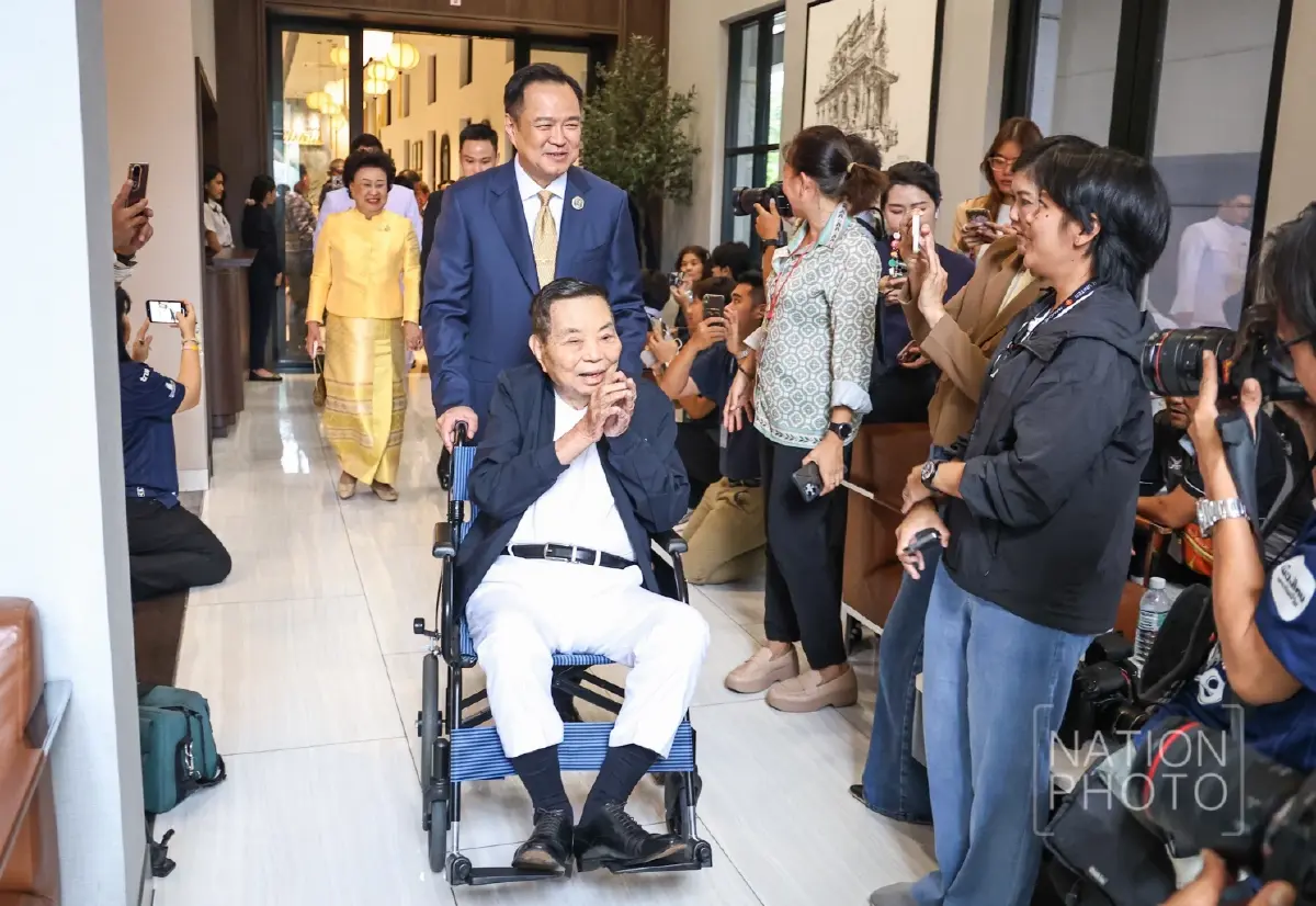 'อนุทิน' กาง4โรดแมปรัฐบาล ขอทำงานไม่มีวันหยุด ลั่นไม่ได้มาด้วยบุญคุณใคร