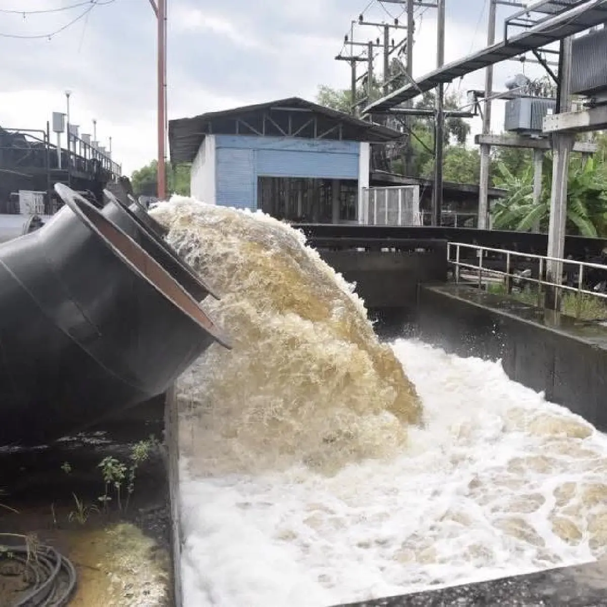 กทม. ติดตามสถานการณ์น้ำข้ามจังหวัด เฝ้าระวังฝนโค้งสุดท้าย 40 วัน