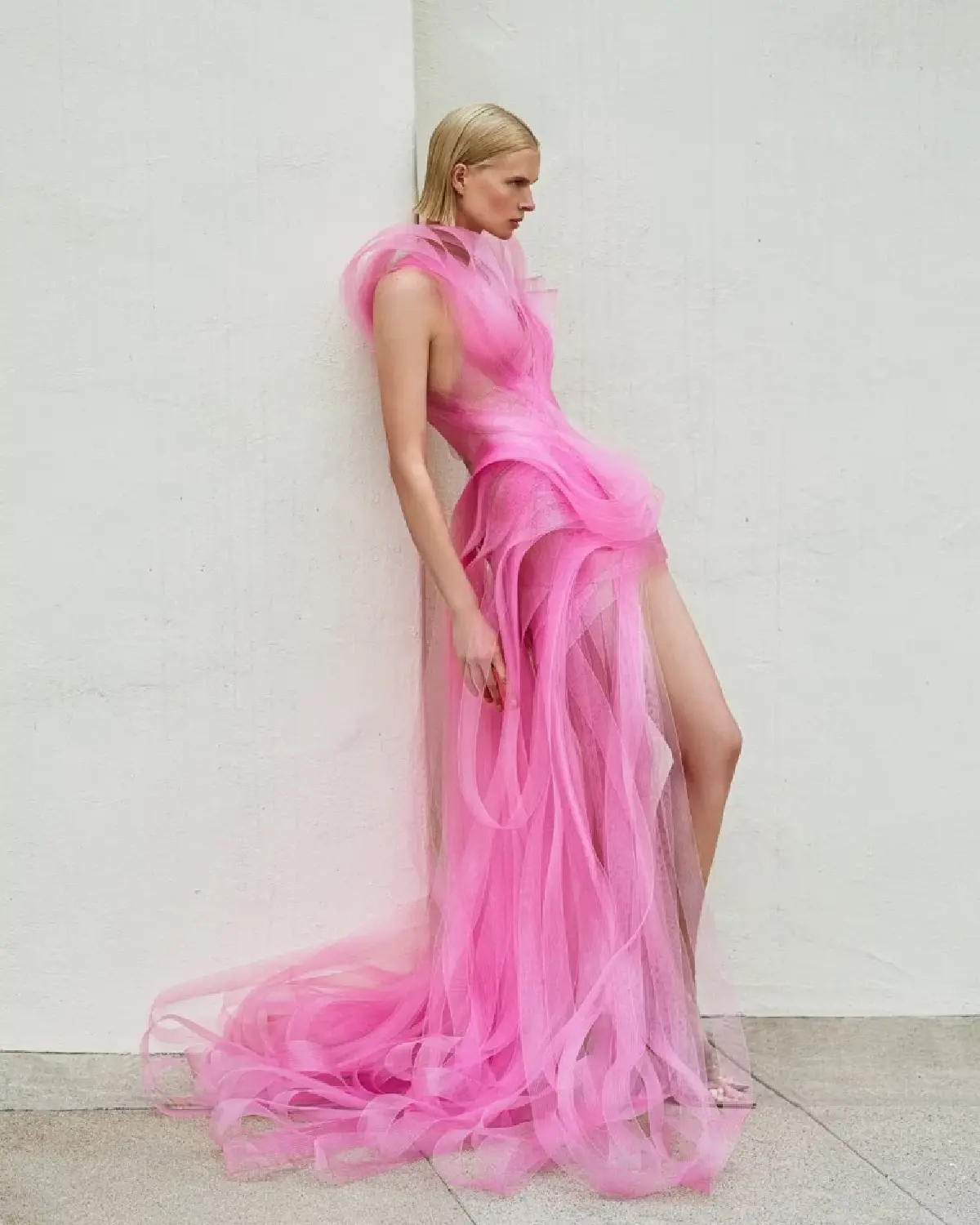 ครั้งแรกในงาน Emmy Awards ‘ลิซ่า’ ติดโผแต่งกายยอดเยี่ยมหลายสำนัก