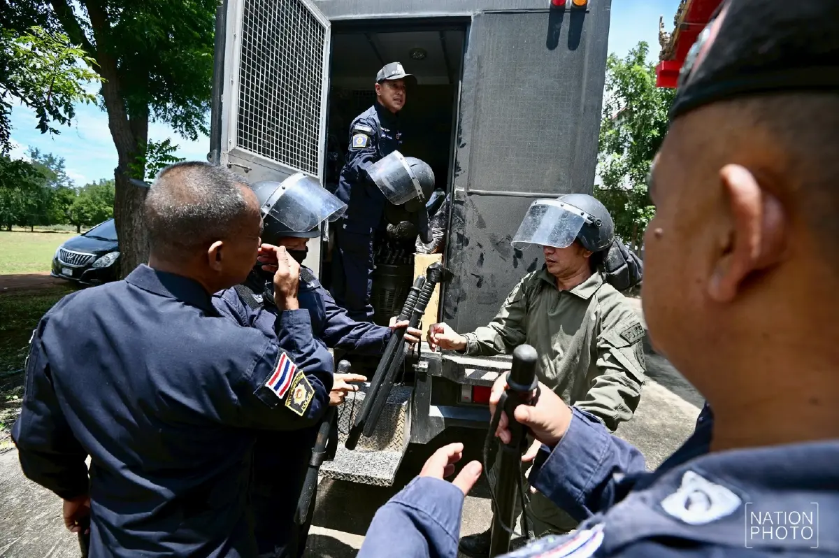 ด่วน ชาวกัมพูชาบุกวันนี้! ตำรวจไทยพร้อมมาก เสริมกำลังชายแดนสระแก้ว