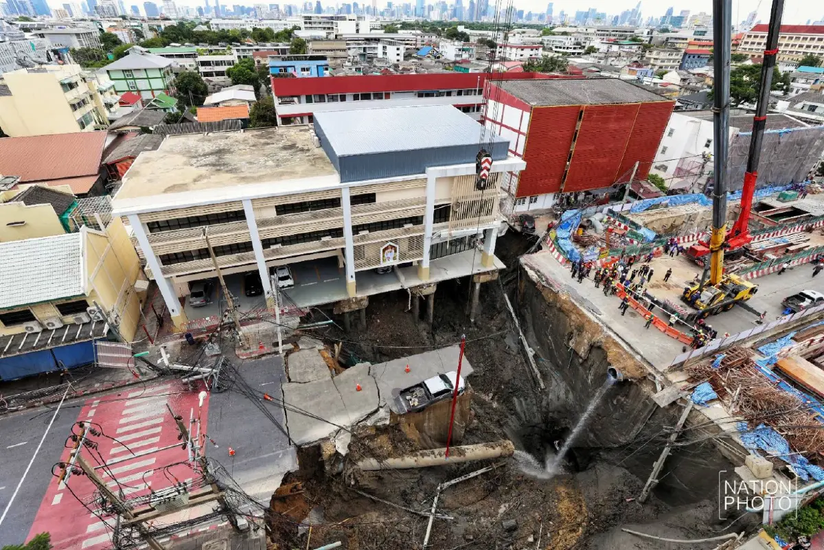 รวมทุกจุด เส้นทางเลี่ยง ถนนทรุด ขึ้นรถเมล์ เรือฟรี ใช้เส้นทางไหน?