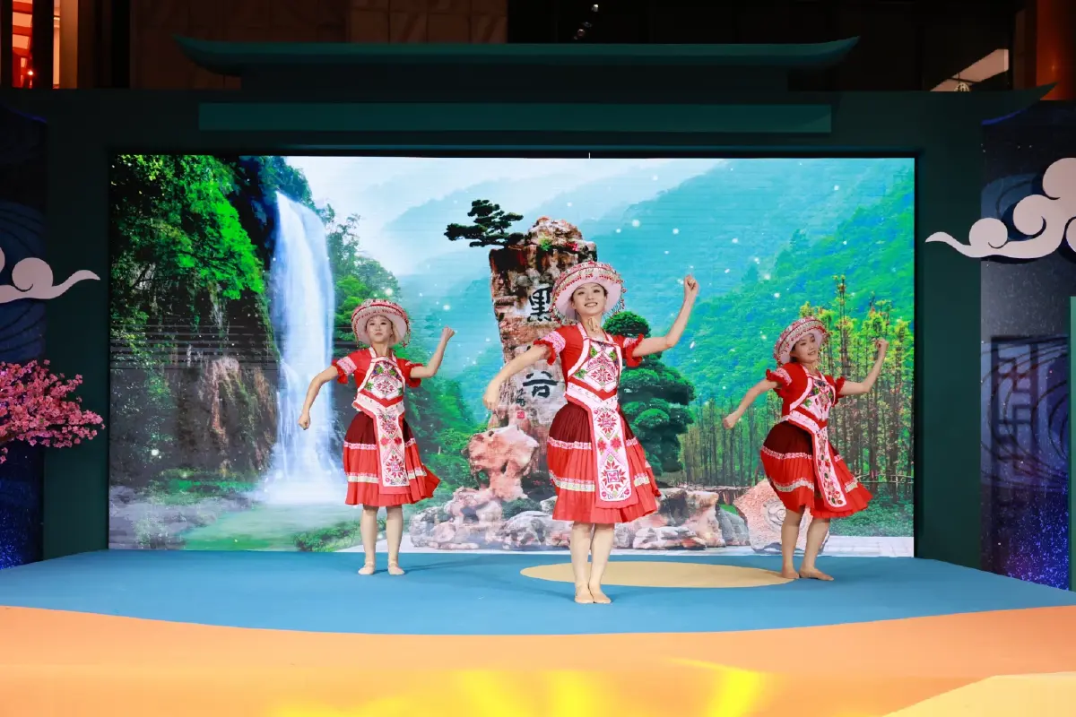 จีนจัดงาน “ภิรมย์ชมจันทร์ เต็มดวงทั่วหล้า” ฉลอง 50 ปี สัมพันธ์การทูตไทย-จีน