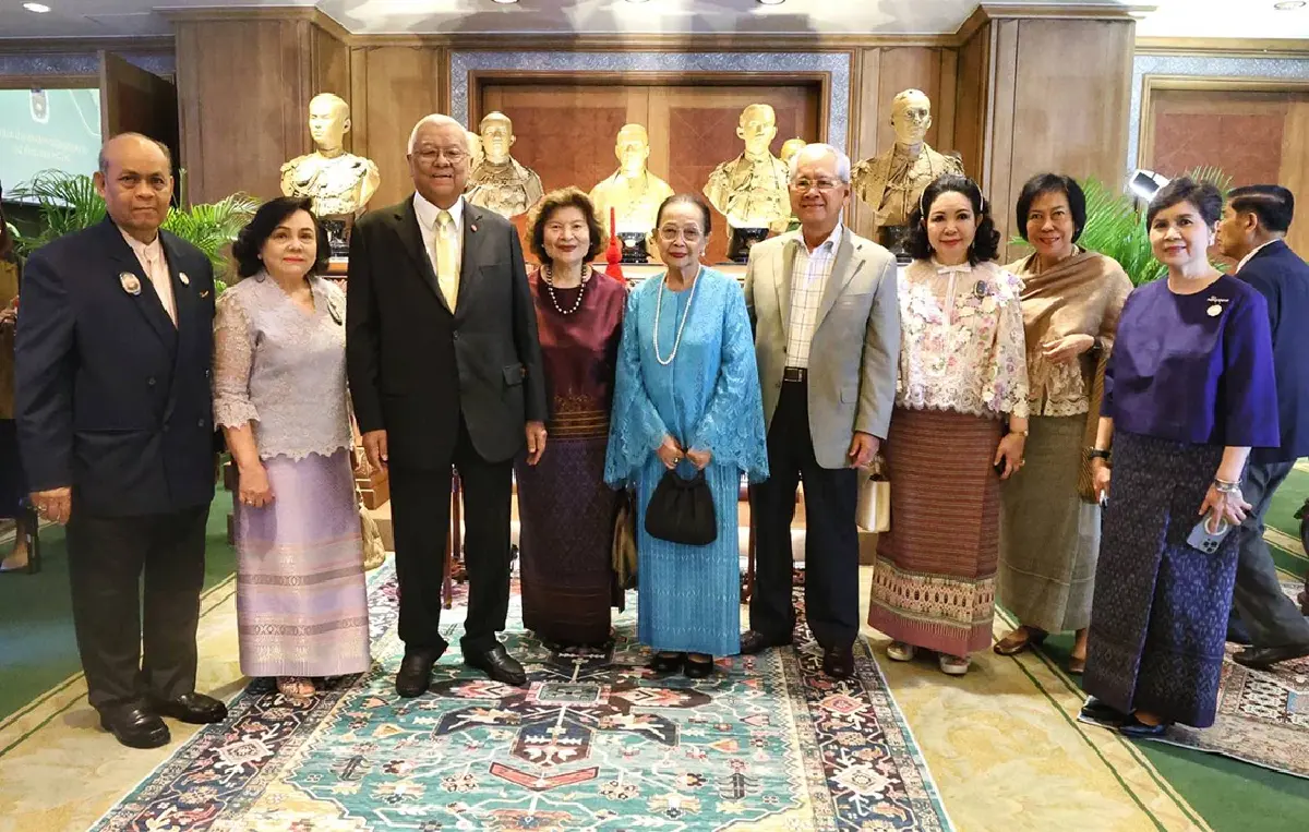 เปิดหนังสือ 'ราชินิกุลบุนนาค' รวมภาพถ่ายและศิลปวัตถุหาชมยาก