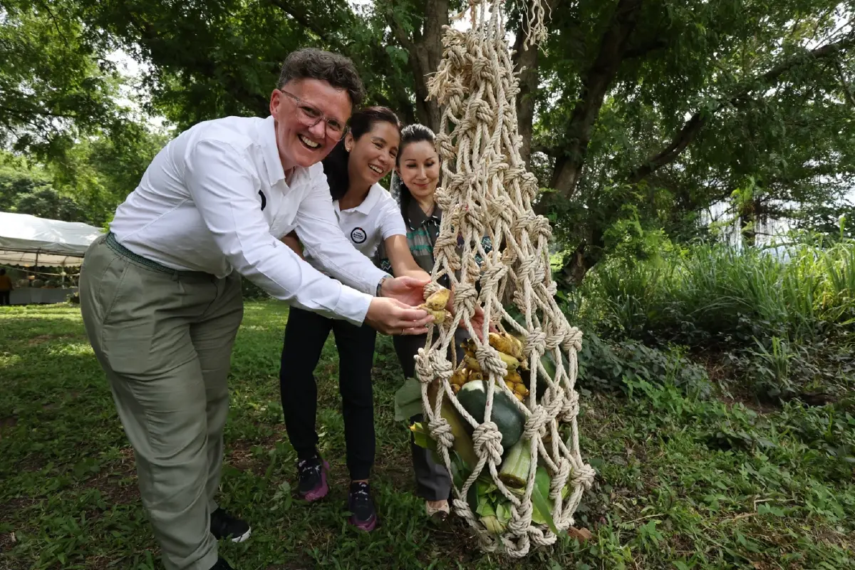 เที่ยว 'ปางช้าง' อย่างเป็นมิตร ไม่ขี่ช้าง ไม่อาบน้ำกับช้าง